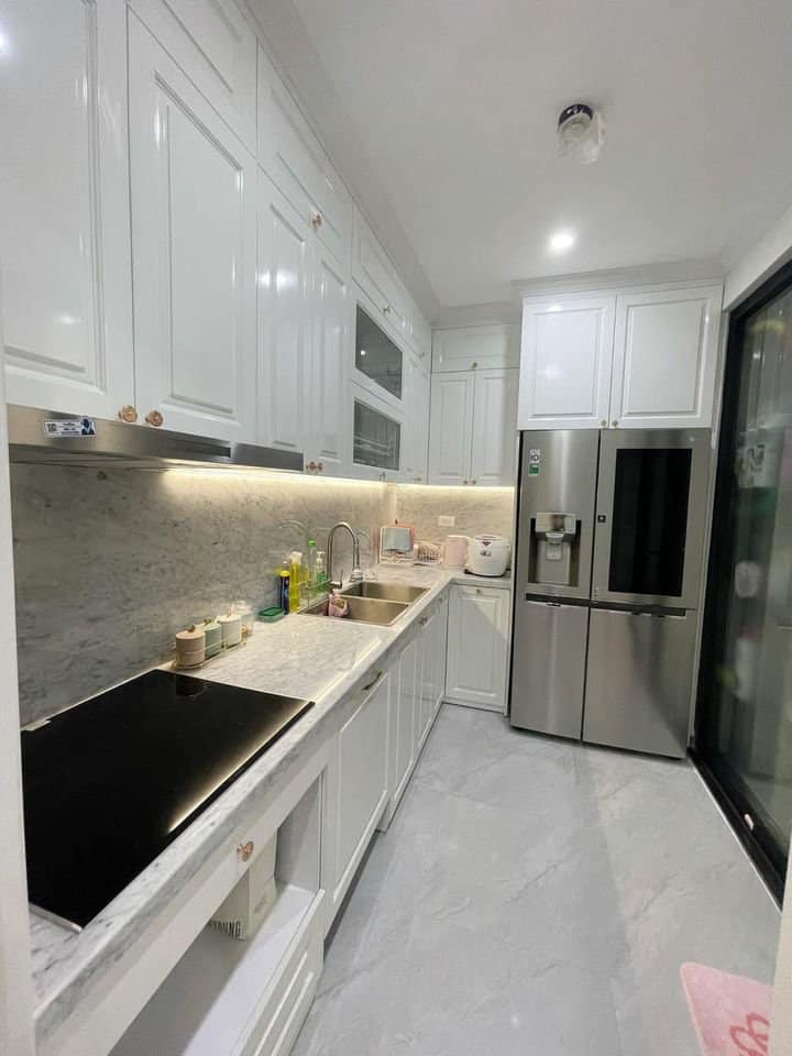 Chính chủ cho thuê căn hộ Mipec Rubik 360, Tòa S, 3 phòng ngủ, 2 vệ sinh. Liên hệ ngay 0899846648