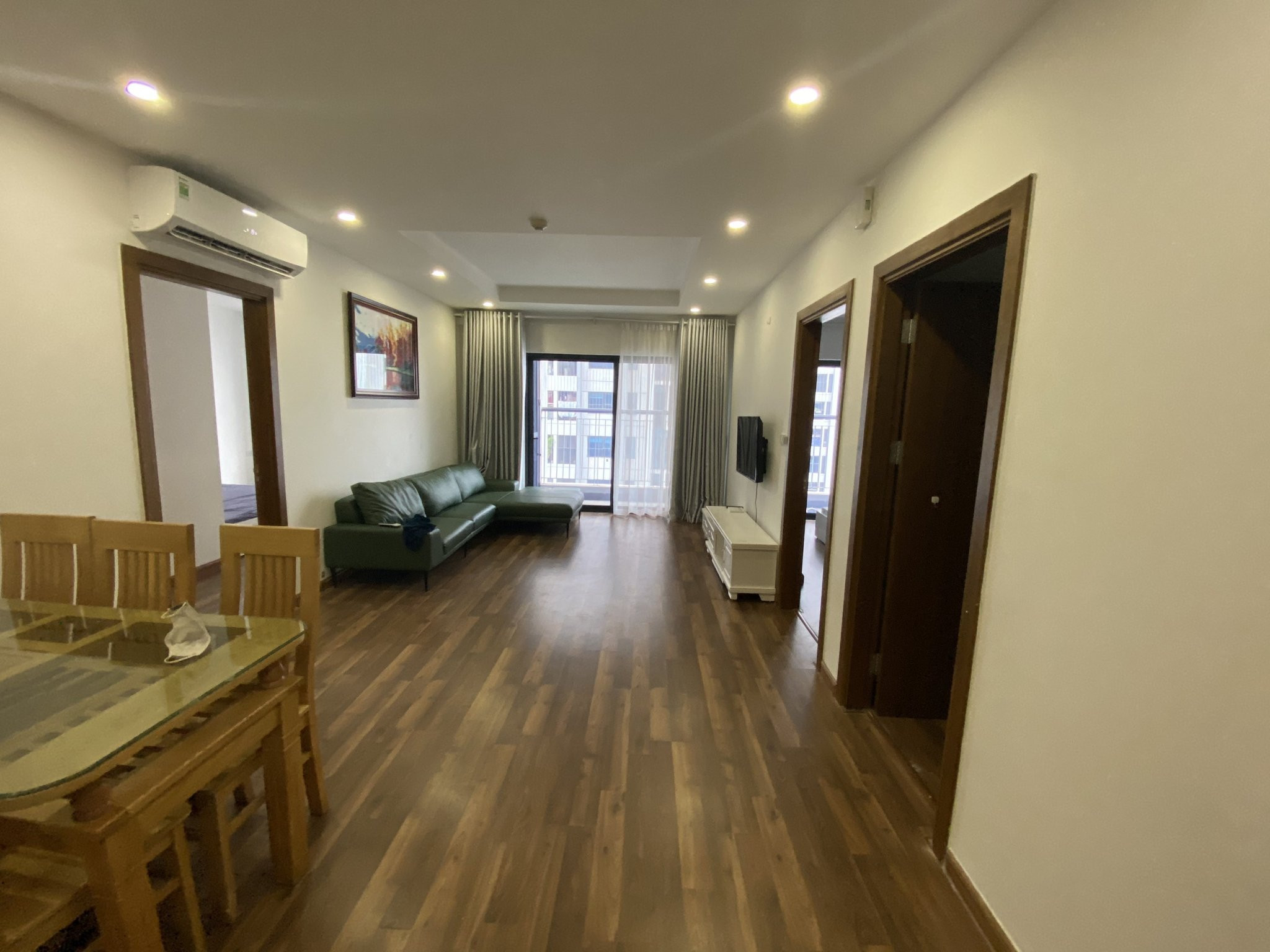 Cho thuê căn 2PN full nội thất FLC Green Apartment 18 Phạm Hùng giá 13 triệu